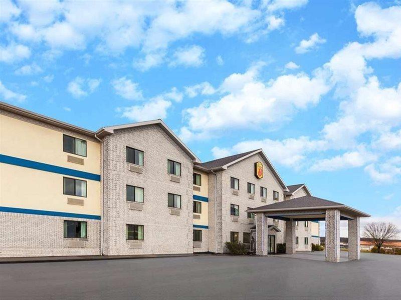 Super 8 By Wyndham Uniontown Pa Hotel Exterior foto