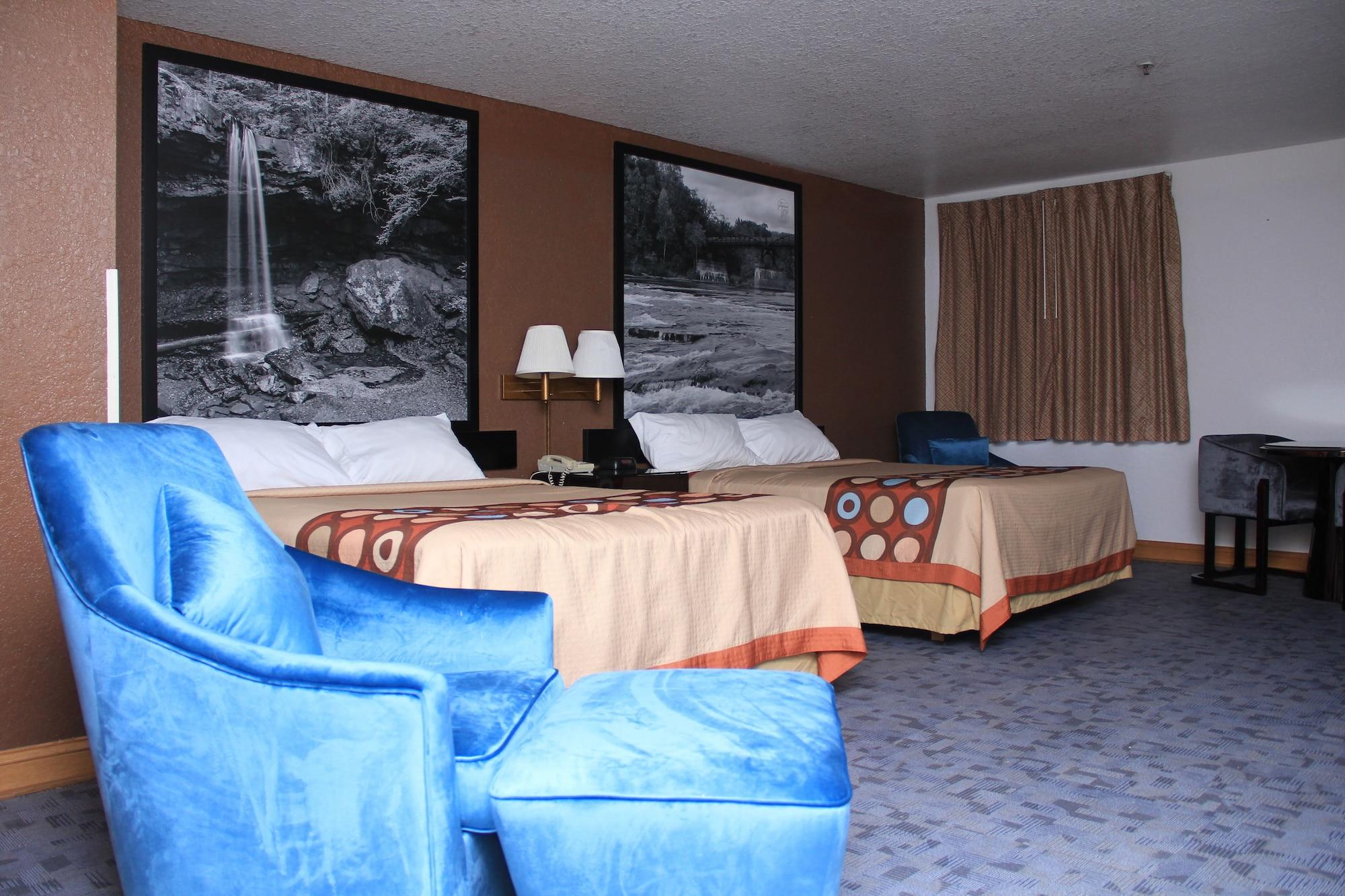 Super 8 By Wyndham Uniontown Pa Hotel Exterior foto