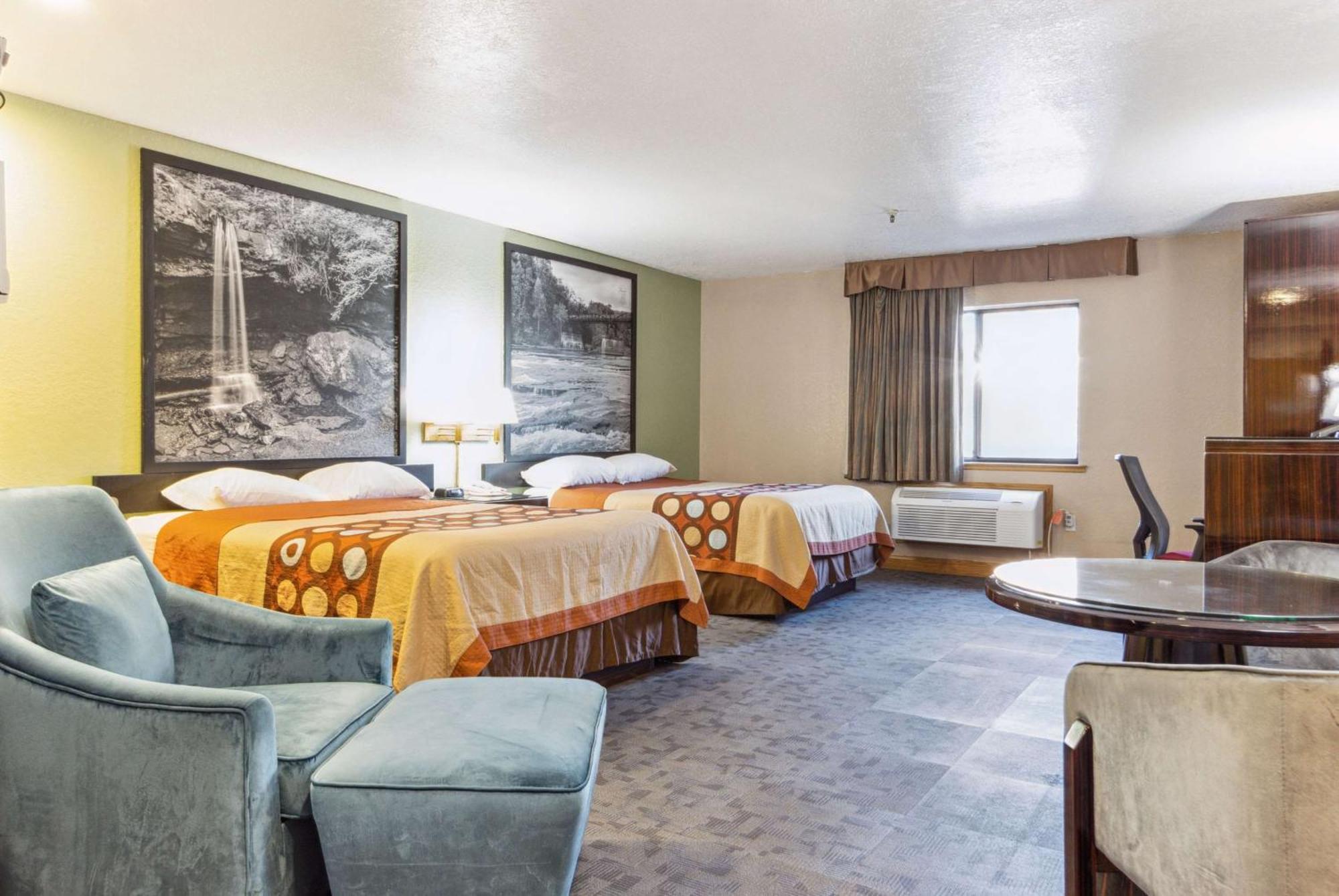 Super 8 By Wyndham Uniontown Pa Hotel Exterior foto